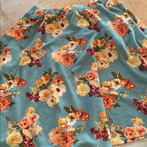 Floral print skirt